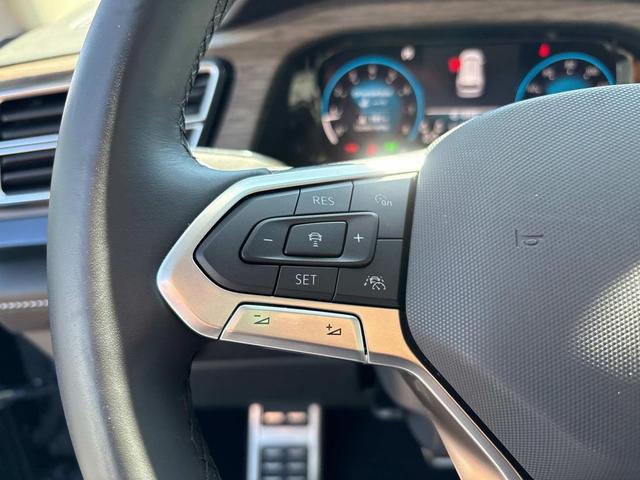 Photo of 2025 Gray Volkswagen Atlas