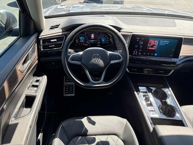 Photo of 2025 Gray Volkswagen Atlas