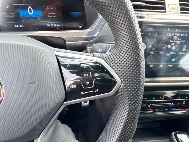 Photo of 2024 Kings Red Metallic Volkswagen Tiguan