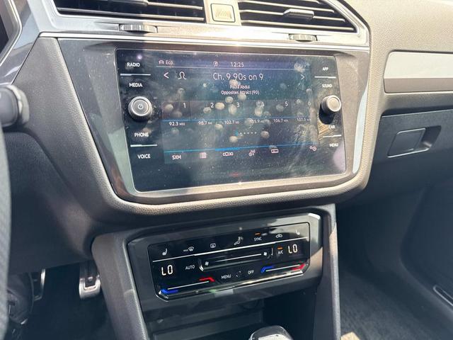 Photo of 2024 Kings Red Metallic Volkswagen Tiguan