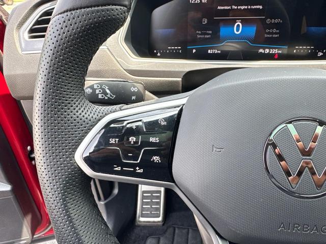 Photo of 2024 Kings Red Metallic Volkswagen Tiguan