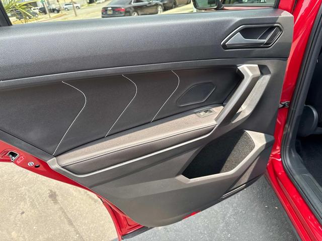 Photo of 2024 Kings Red Metallic Volkswagen Tiguan