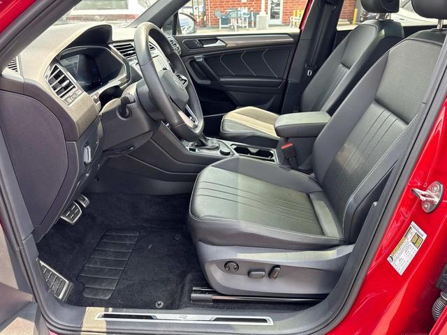 Photo of 2024 Kings Red Metallic Volkswagen Tiguan