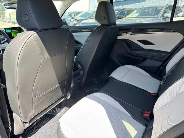 Photo of 2025 Deep Black Pearl Volkswagen Tiguan