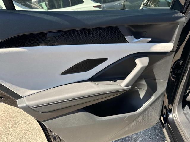 Photo of 2025 Deep Black Pearl Volkswagen Tiguan