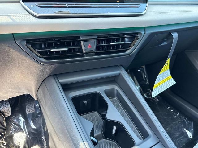 Photo of 2025 Deep Black Pearl Volkswagen Tiguan