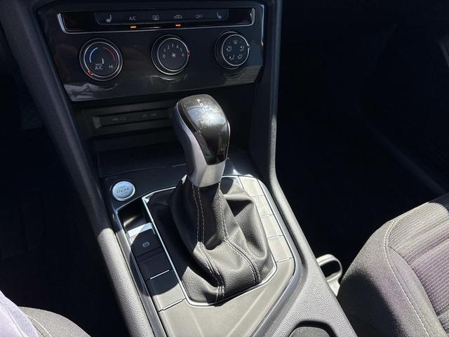 Photo of 2024 Platinum Gray Metallic Volkswagen Tiguan