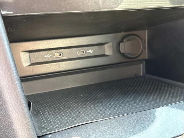 Photo of 2024 Platinum Gray Metallic Volkswagen Tiguan