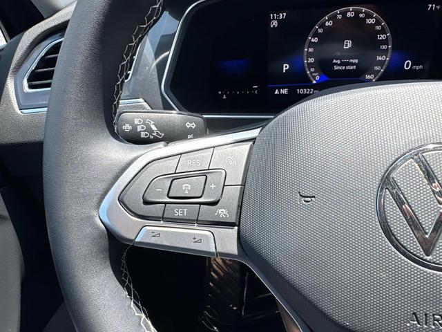Photo of 2023 Platinum Gray Metallic Volkswagen Tiguan
