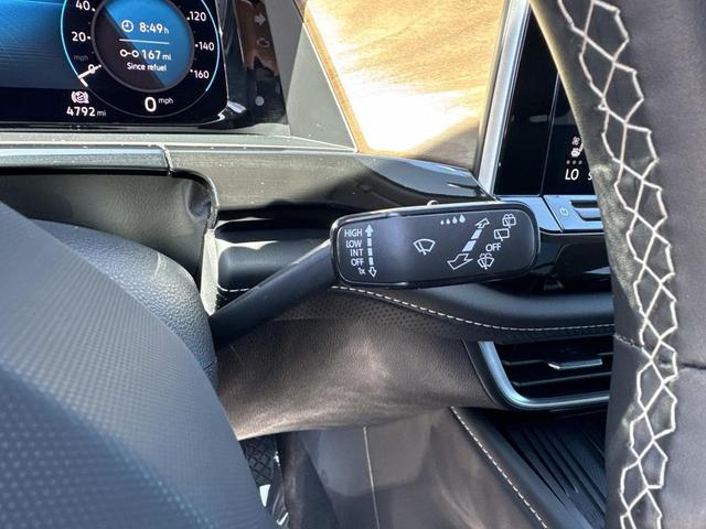 Photo of 2025 Deep Black Pearl Volkswagen Atlas