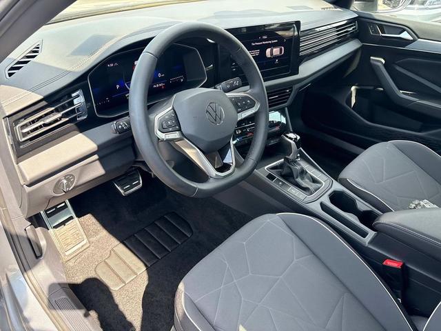 Photo of 2025 Pyrite Silver Metallic Volkswagen Jetta