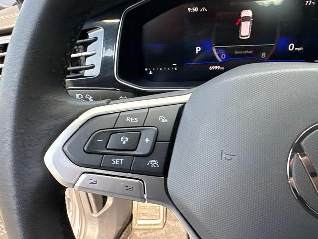 Photo of 2025 Pyrite Silver Metallic Volkswagen Jetta