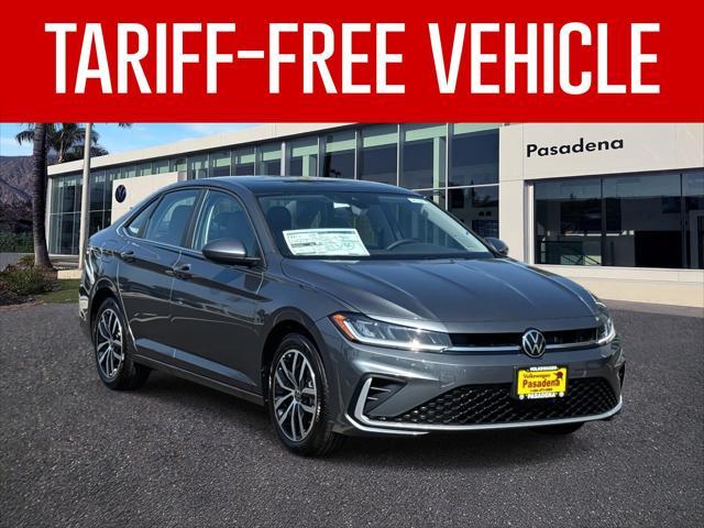 Photo of 2025 Gray Volkswagen Jetta