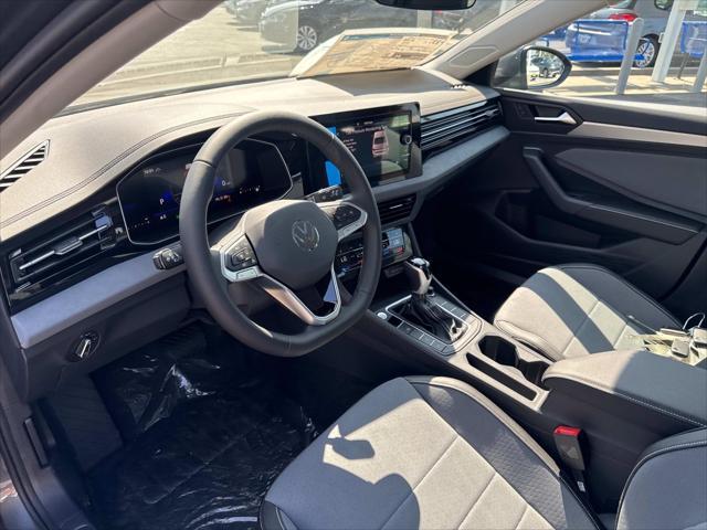 Photo of 2025 Gray Volkswagen Jetta