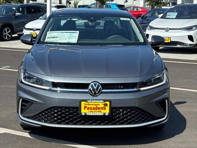 Photo of 2025 Gray Volkswagen Jetta