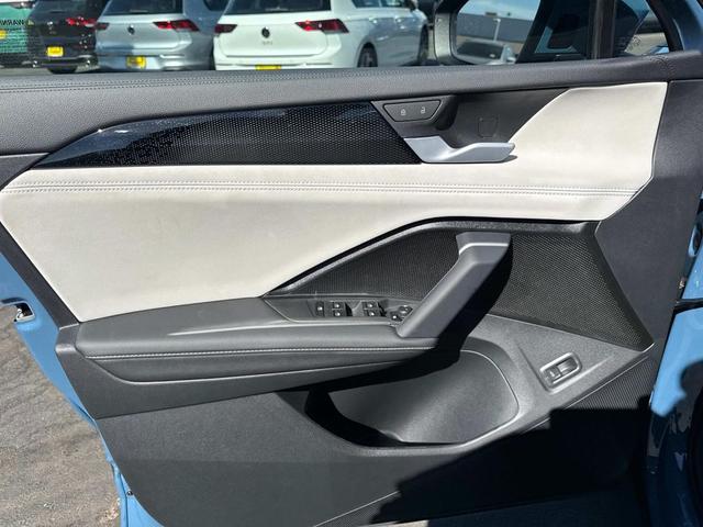 Photo of 2025 Monterey Blue Pearl Volkswagen Tiguan