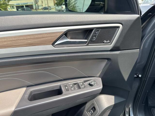 Photo of 2021 Platinum Gray Metallic Volkswagen Atlas
