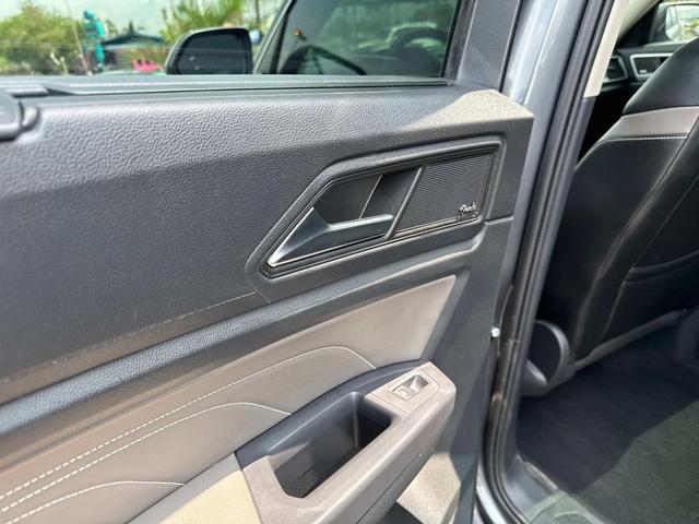 Photo of 2021 Platinum Gray Metallic Volkswagen Atlas