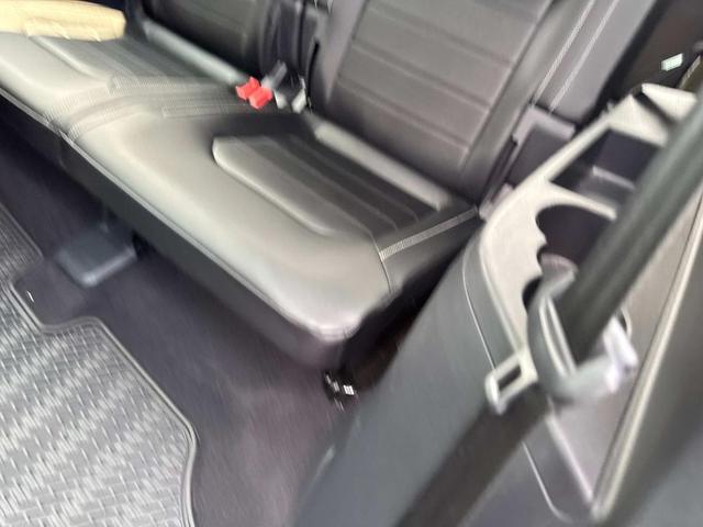 Photo of 2021 Platinum Gray Metallic Volkswagen Atlas