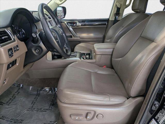 Photo of 2017 Black Onyx Lexus GX 460