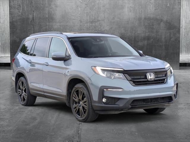 Photo of 2022 Silver Honda Pilot