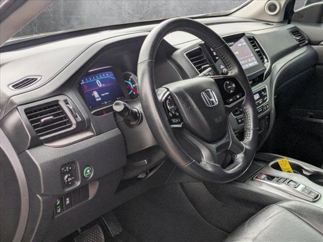 Photo of 2022 Silver Honda Pilot