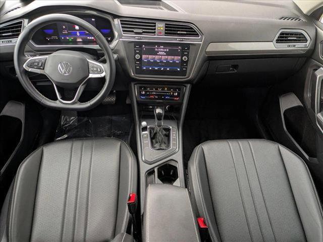 Photo of 2023 Silver Volkswagen Tiguan