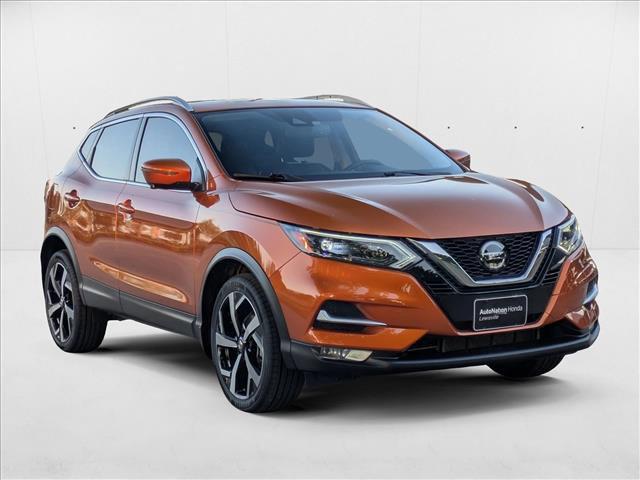 Photo of 2022 Monarch Orange Metallic Nissan Rogue Sport