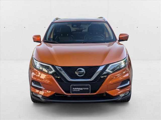 Photo of 2022 Monarch Orange Metallic Nissan Rogue Sport