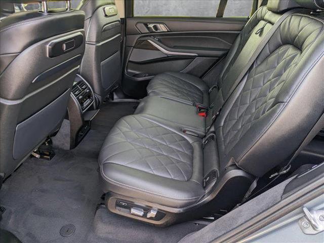 Photo of 2025 Silver BMW X7
