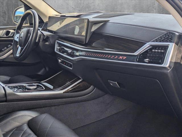 Photo of 2025 Silver BMW X7