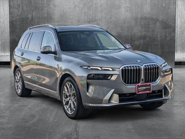 Photo of 2025 Silver BMW X7