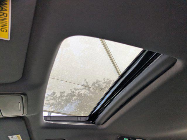 Photo of 2025 Platinum White Pearl Honda Odyssey