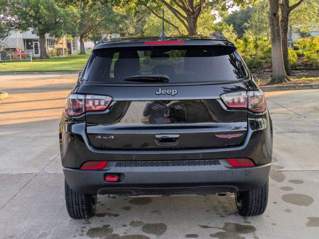 Photo of 2024 Diamond Black Crystal Pearlcoat Jeep Compass