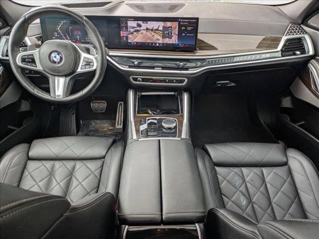 Photo of 2025 Silver BMW X6