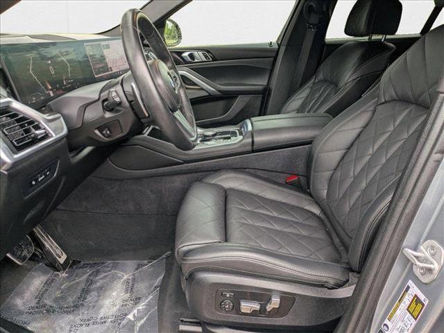 Photo of 2025 Silver BMW X6