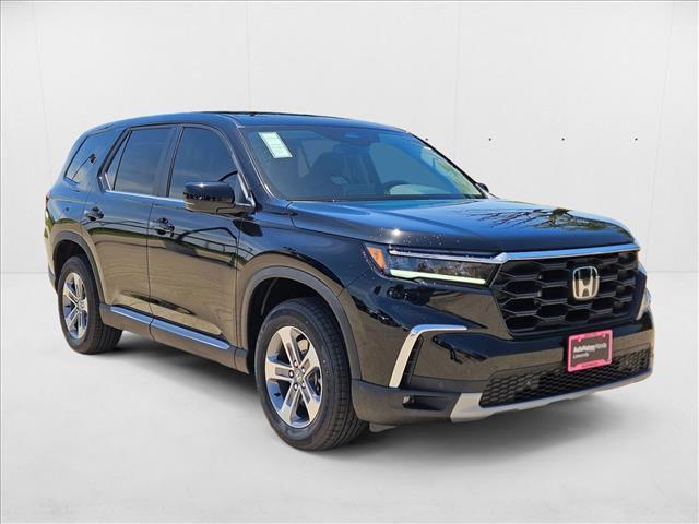 Photo of 2025 Crystal Black Pearl Honda Pilot