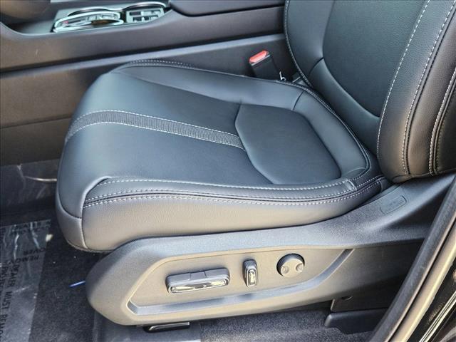 Photo of 2025 Crystal Black Pearl Honda Pilot