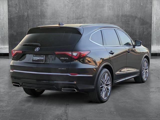 Photo of 2023 Silver Acura MDX