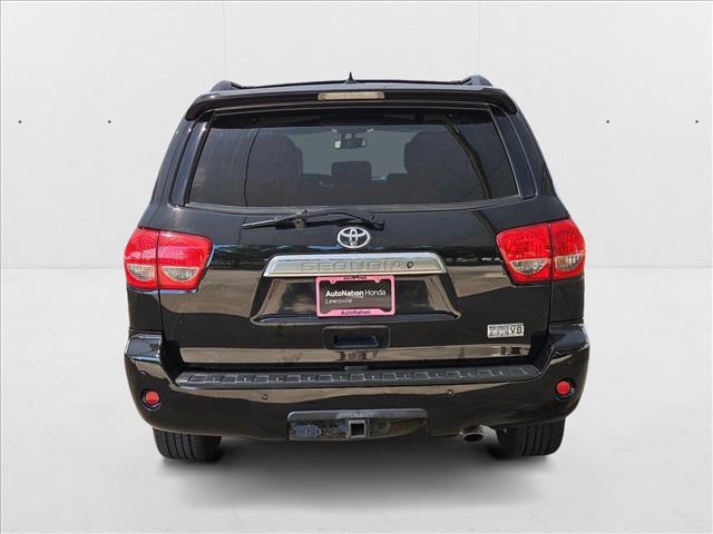 Photo of 2015 Black Toyota Sequoia