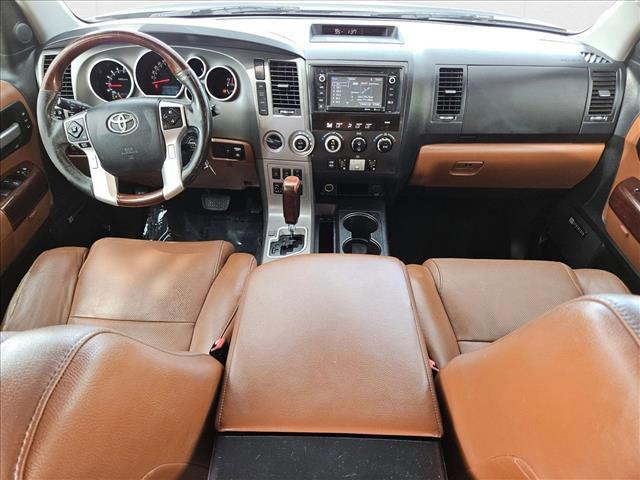 Photo of 2015 Black Toyota Sequoia