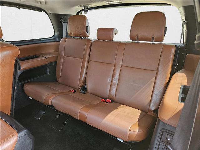Photo of 2015 Black Toyota Sequoia