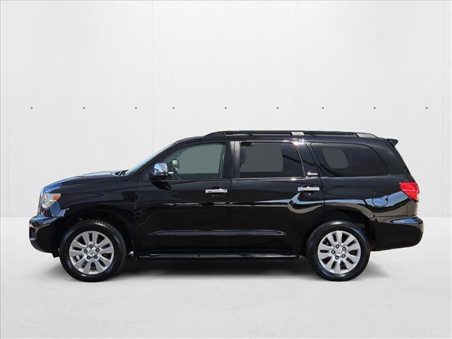 Photo of 2015 Black Toyota Sequoia