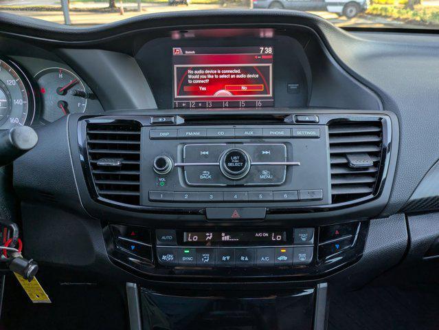 Photo of 2017 White Honda Accord