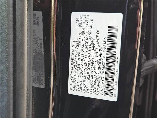 Photo of 2025 Crystal Black Pearl Honda Pilot