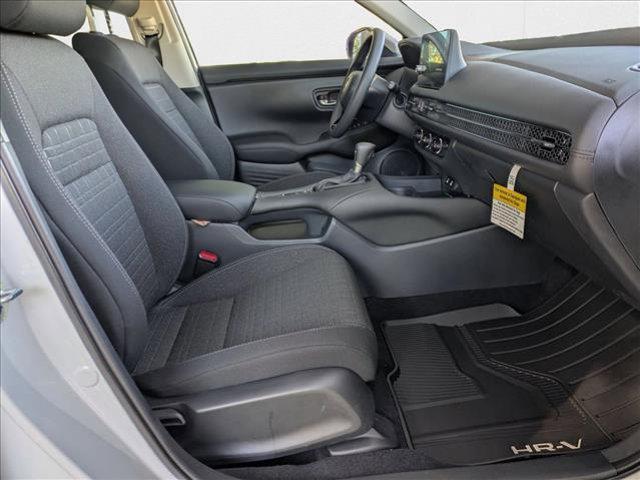 Photo of 2026 Platinum White Pearl Honda HR-V