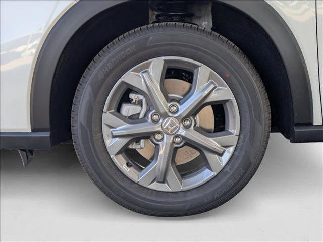 Photo of 2026 Platinum White Pearl Honda HR-V