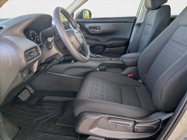 Photo of 2026 Platinum White Pearl Honda HR-V