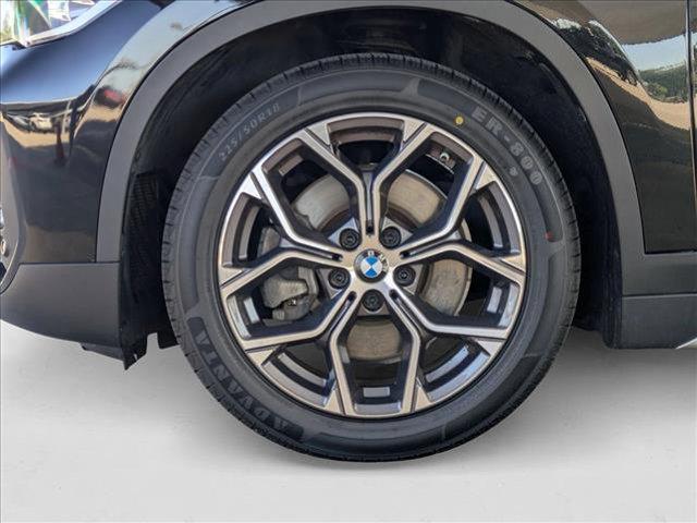 Photo of 2020 Black Sapphire Met BMW X1