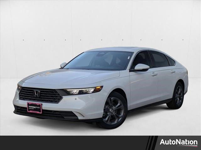 Photo of 2025 Platinum White Pearl Honda Accord Hybrid